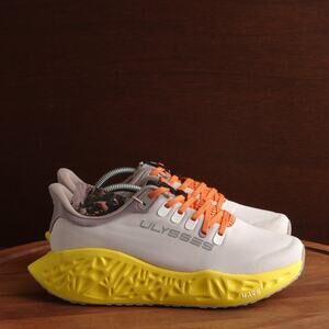 Ulysses Sneaker Unisex SZ M6.5 W8 Gray Yellow Athletic Running Training Shoe NWT